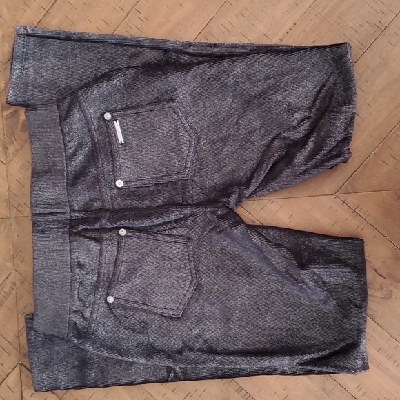 🆕️ Michael Kors Leggings - Picture 4 of 12